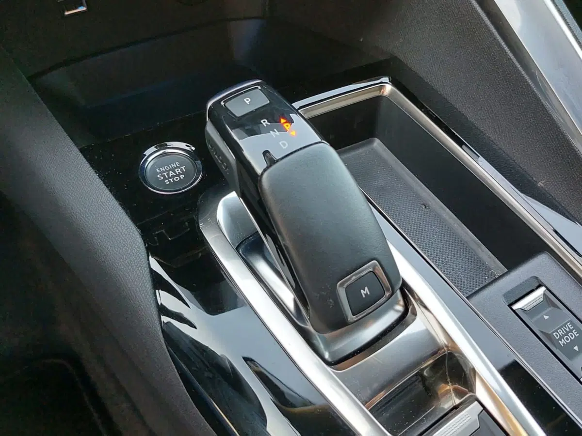 Peugeot 3008 usata a Pavia (9)