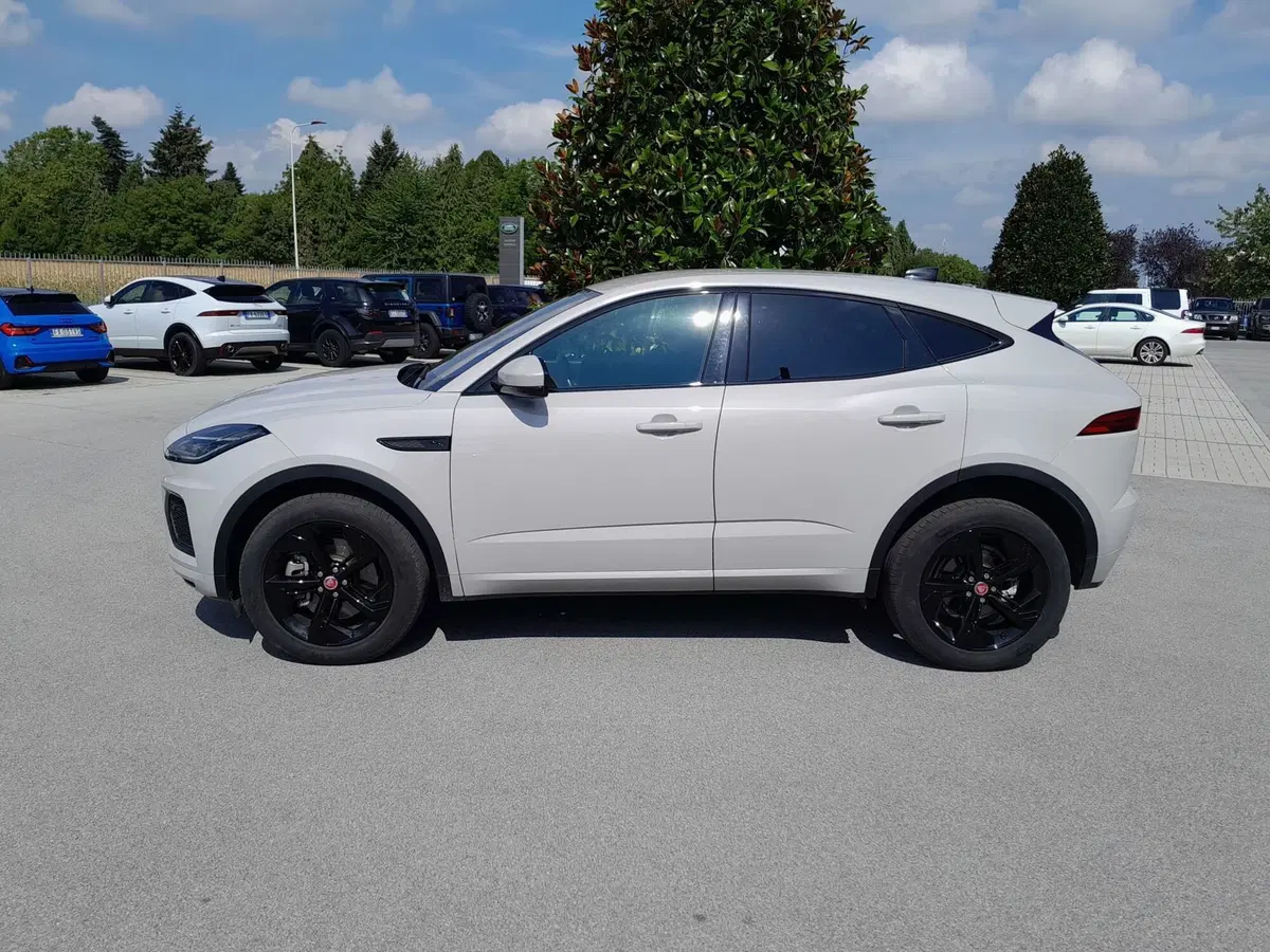 Jaguar E-Pace usata a Cuneo (4)