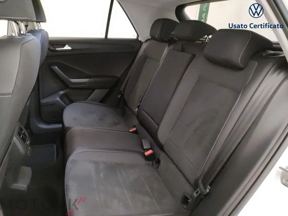 Volkswagen T-Roc usata a Varese (10)