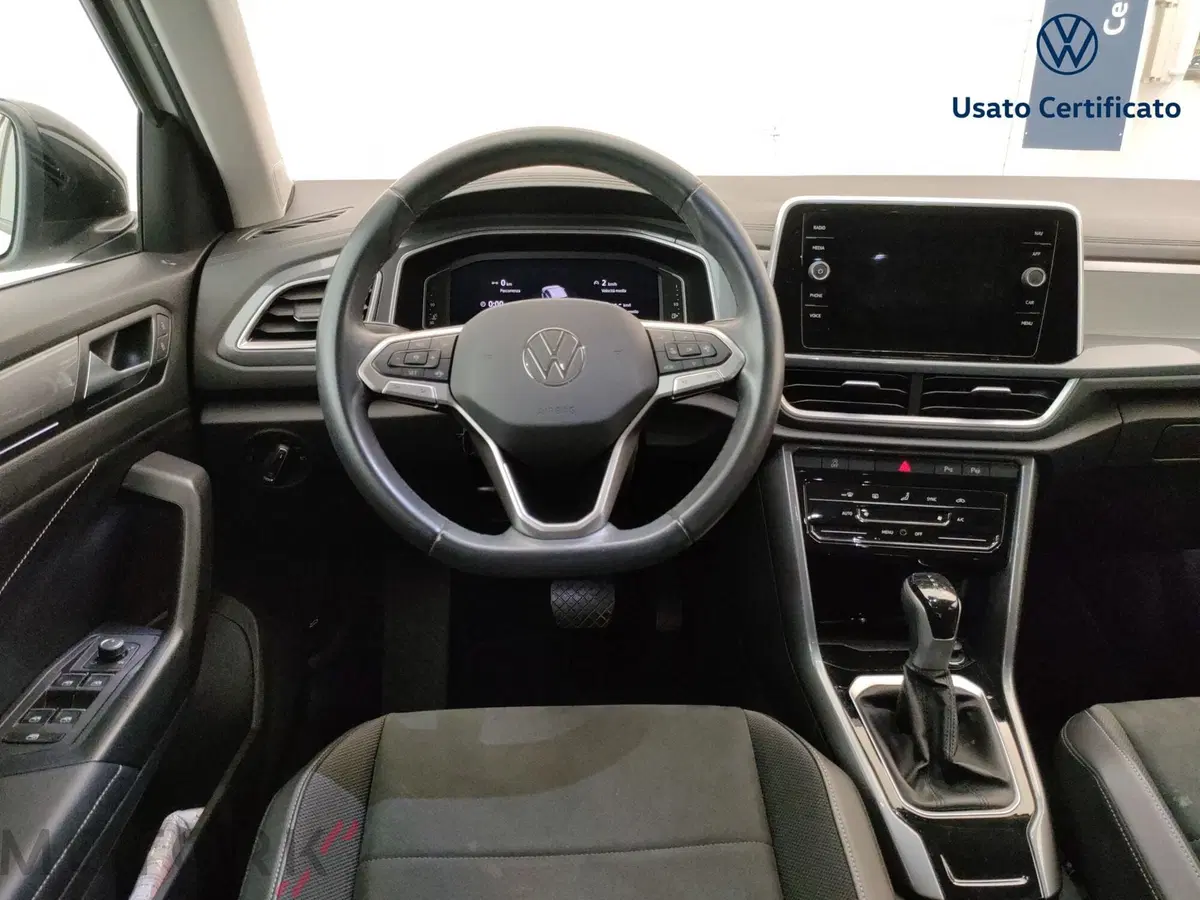 Volkswagen T-Roc usata a Varese (12)