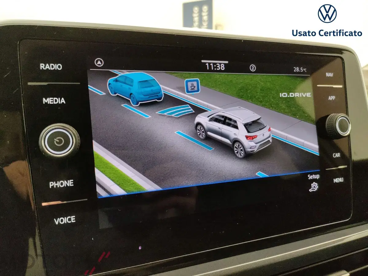 Volkswagen T-Roc usata a Varese (15)