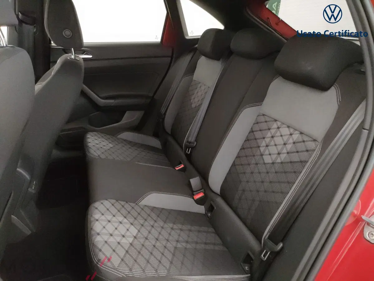 Volkswagen Taigo usata a Varese (10)