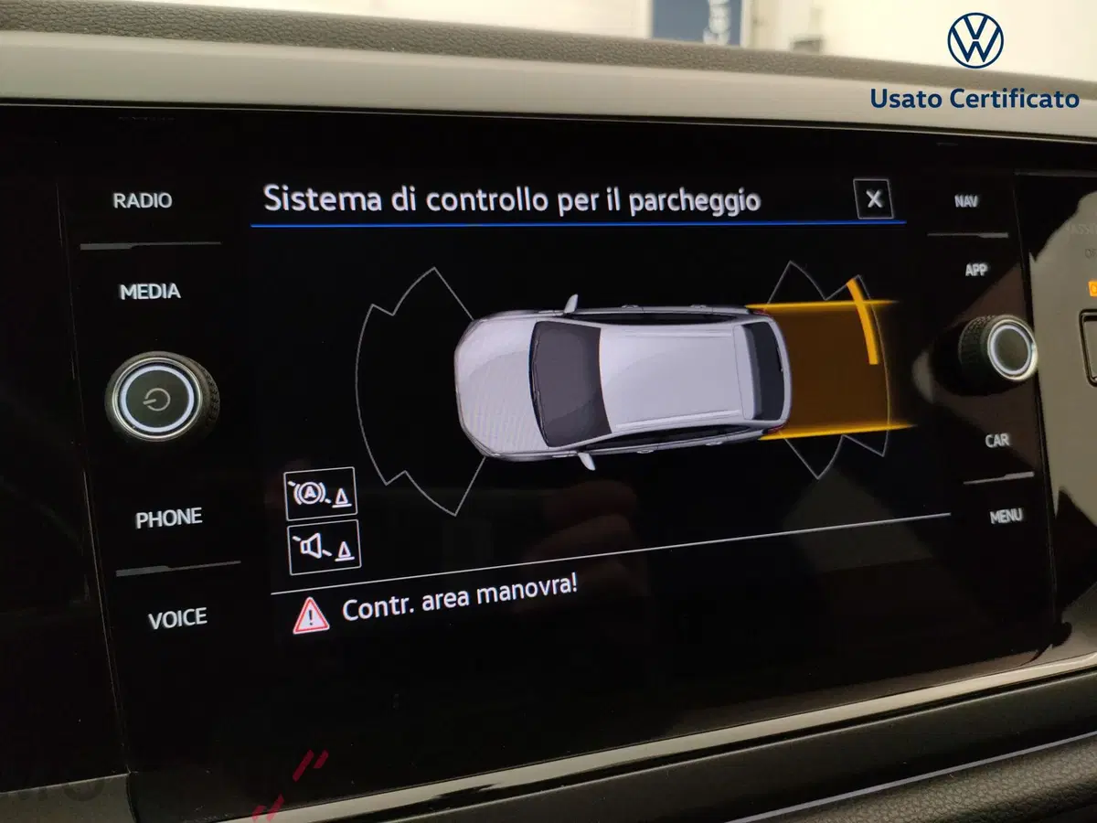 Volkswagen Taigo usata a Varese (16)