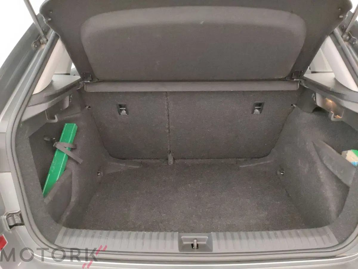 Skoda Kamiq usata a Varese (9)