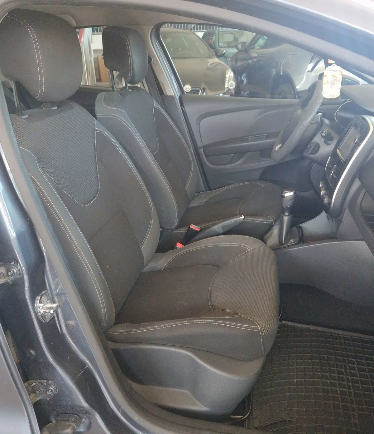 Renault Clio usata a Terni (8)