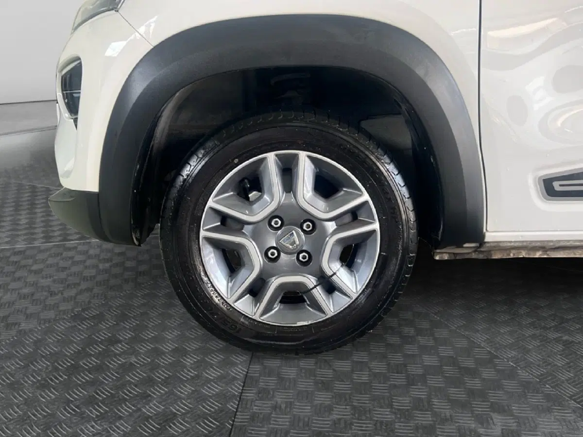 Dacia Spring usata a Roma (9)