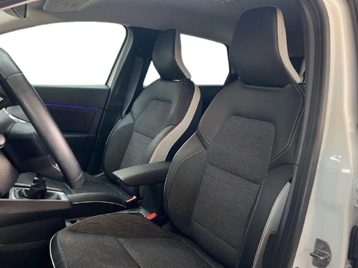 Renault Captur usata a Roma (12)