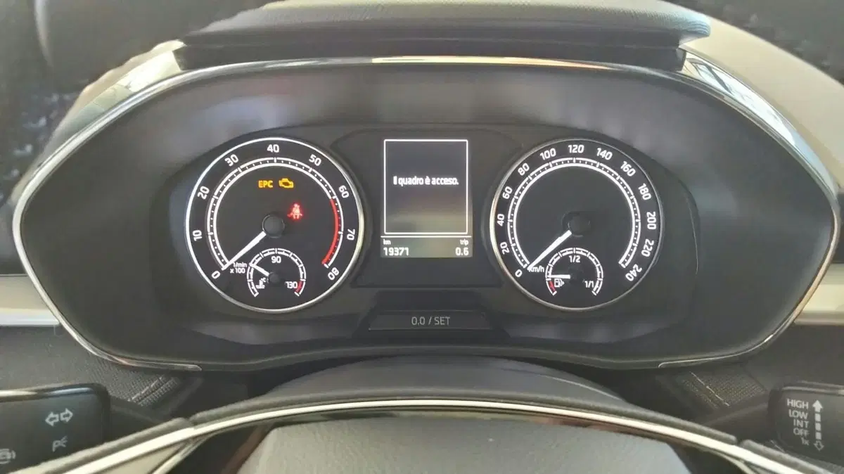 Skoda Fabia usata a Taranto (12)