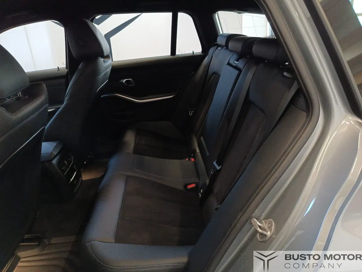 BMW Serie 3 Touring usata a Varese (9)
