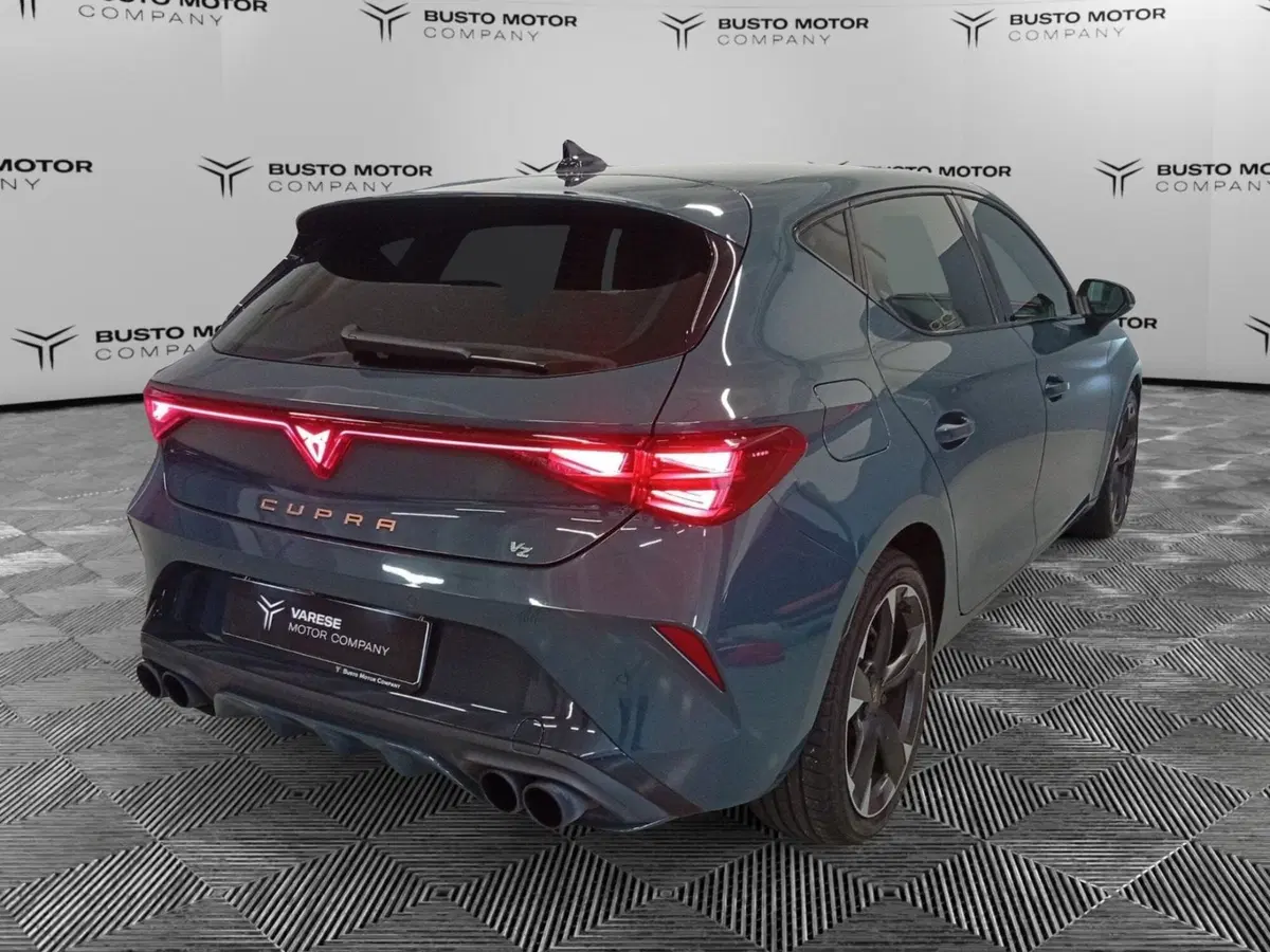 Cupra Leon usata a Varese (6)