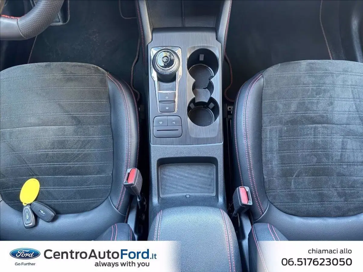 Ford Kuga usata a Roma (18)