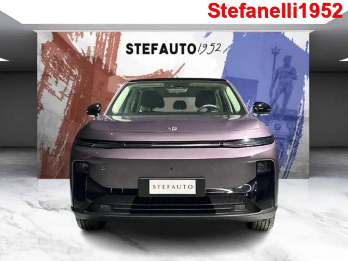 Leapmotor B10 nuova a Bologna (4)