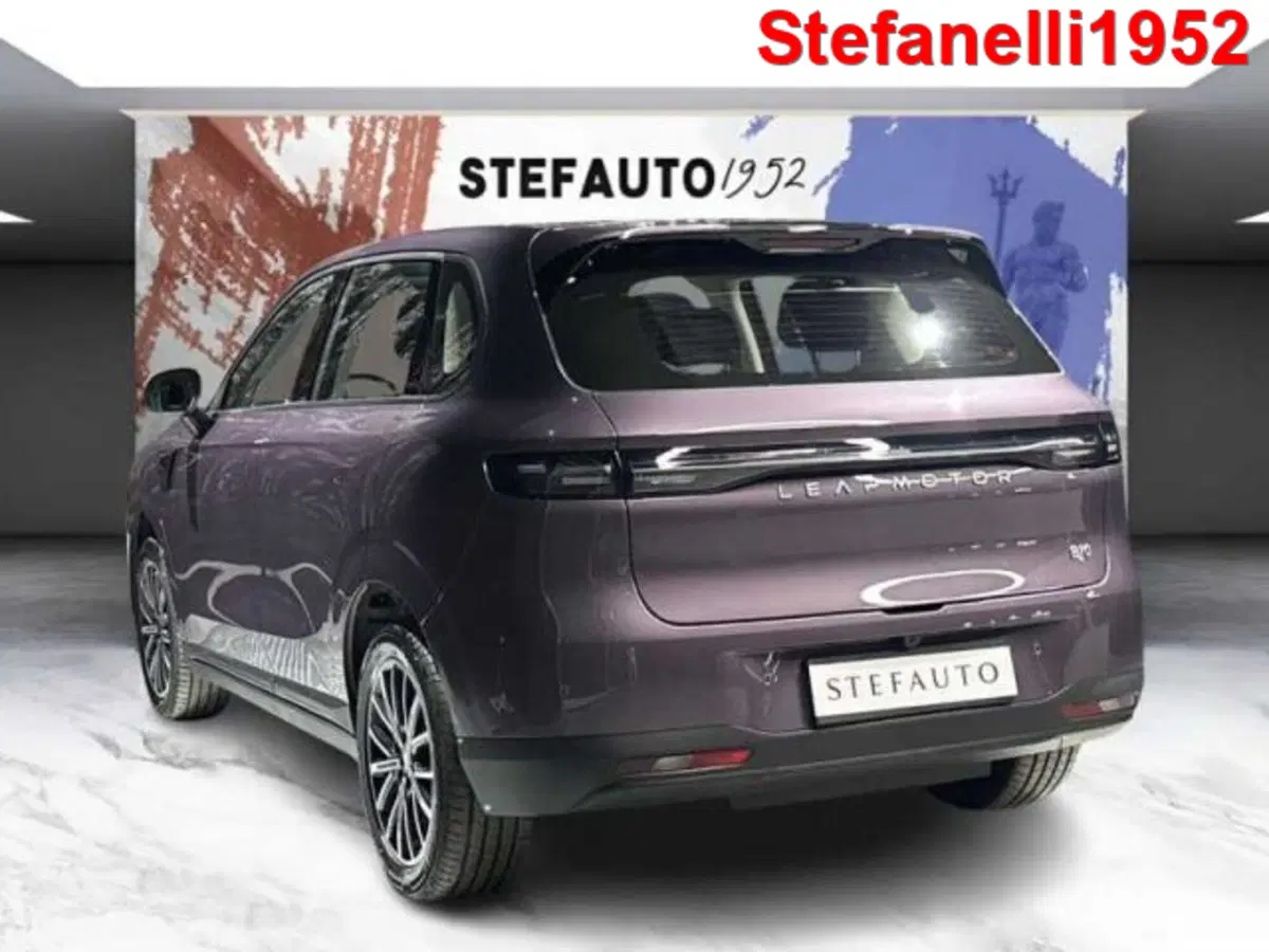 Leapmotor B10 nuova a Bologna (5)
