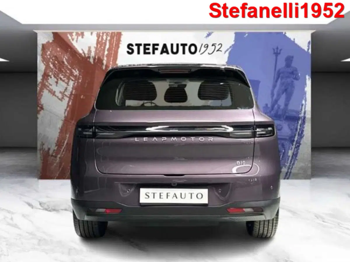 Leapmotor B10 nuova a Bologna (6)