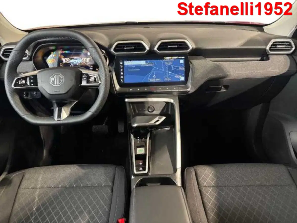 Mg ZS EV nuova a Bologna (13)
