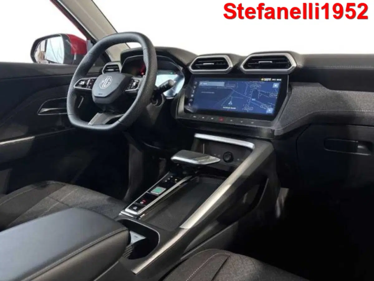 Mg ZS EV nuova a Bologna (15)