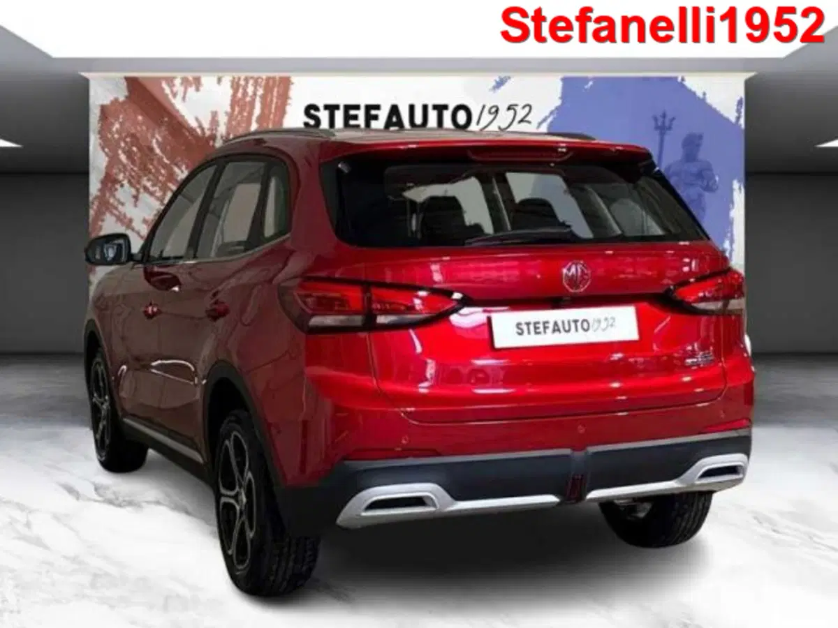 Mg ZS EV nuova a Bologna (5)
