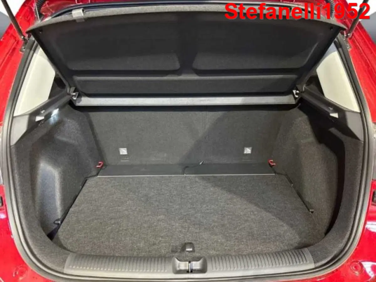 Mg ZS EV nuova a Bologna (7)