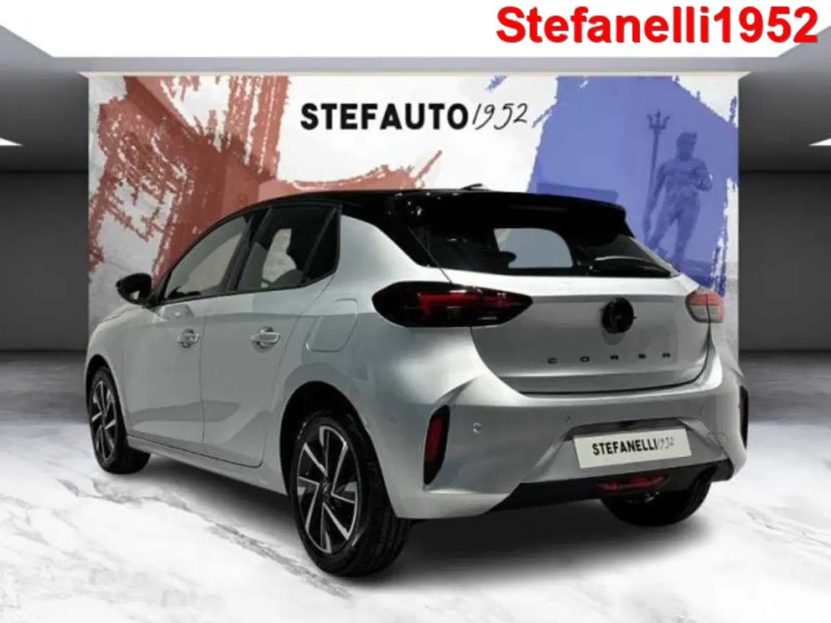 Opel Corsa nuova a Bologna (5)