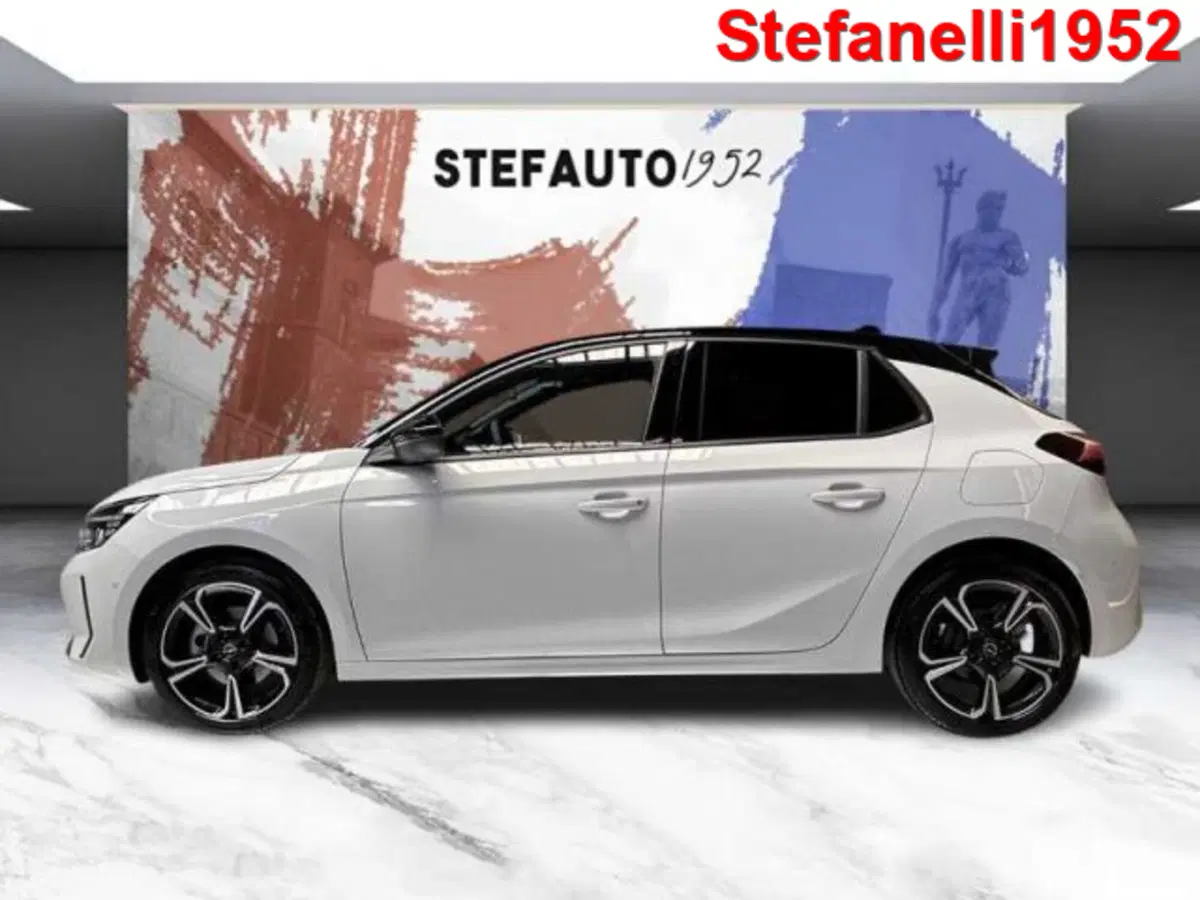 Opel Corsa nuova a Bologna (3)