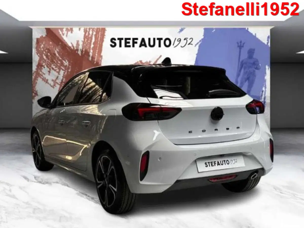 Opel Corsa nuova a Bologna (5)
