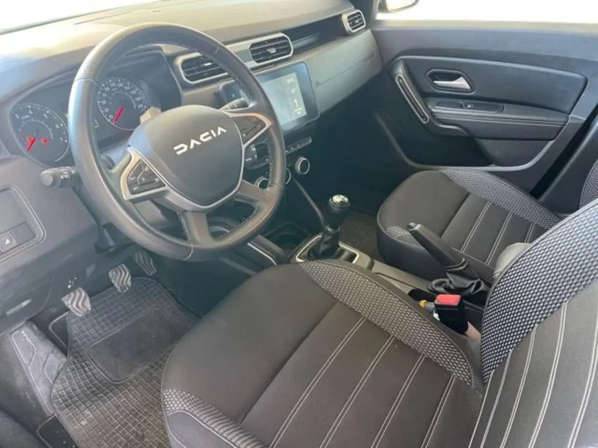 Dacia Duster usata a Sassari (6)