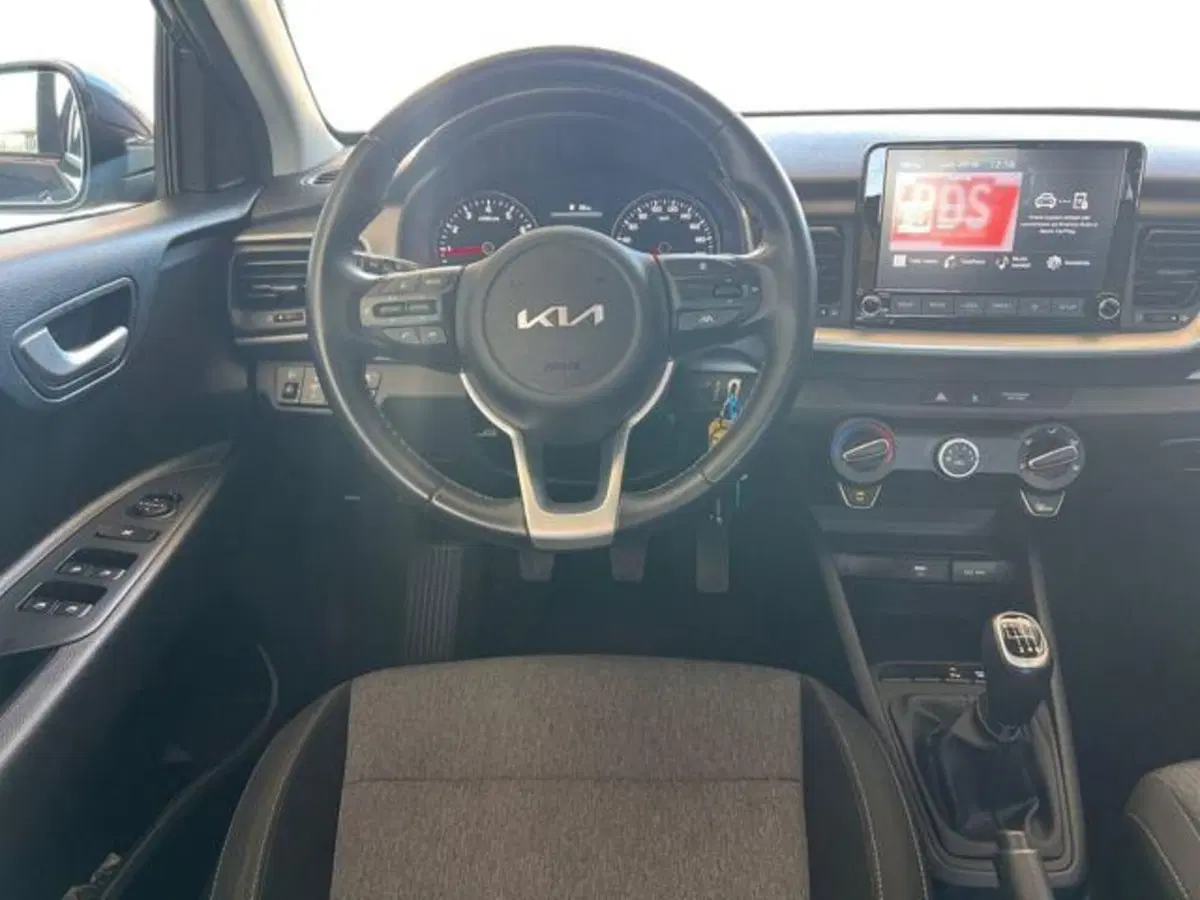 Kia Stonic usata a Sassari (7)