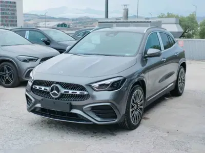 Mercedes-Benz GLA SUV 200 d Business Extra auto nuova a Mosciano Sant'Angelo