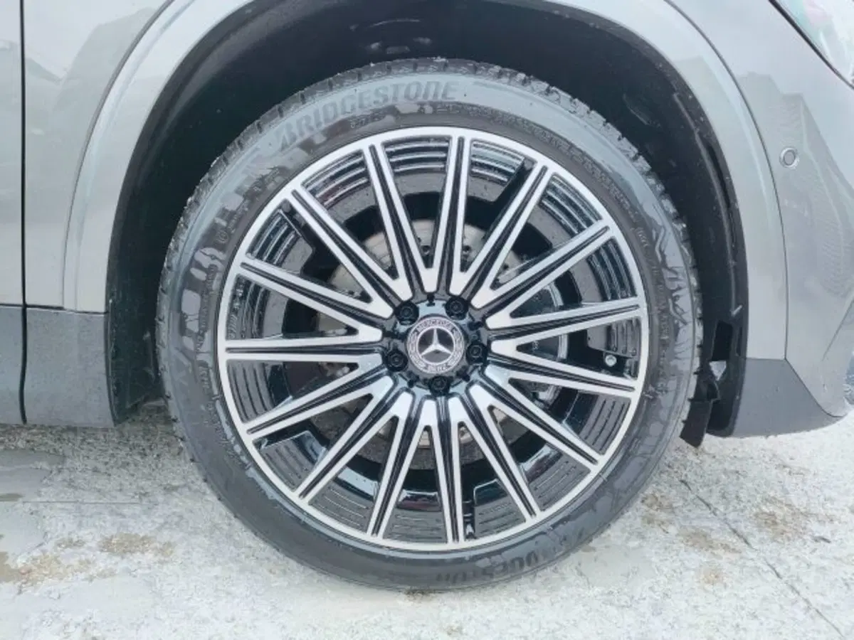 Mercedes-Benz GLA SUV nuova a Teramo (7)