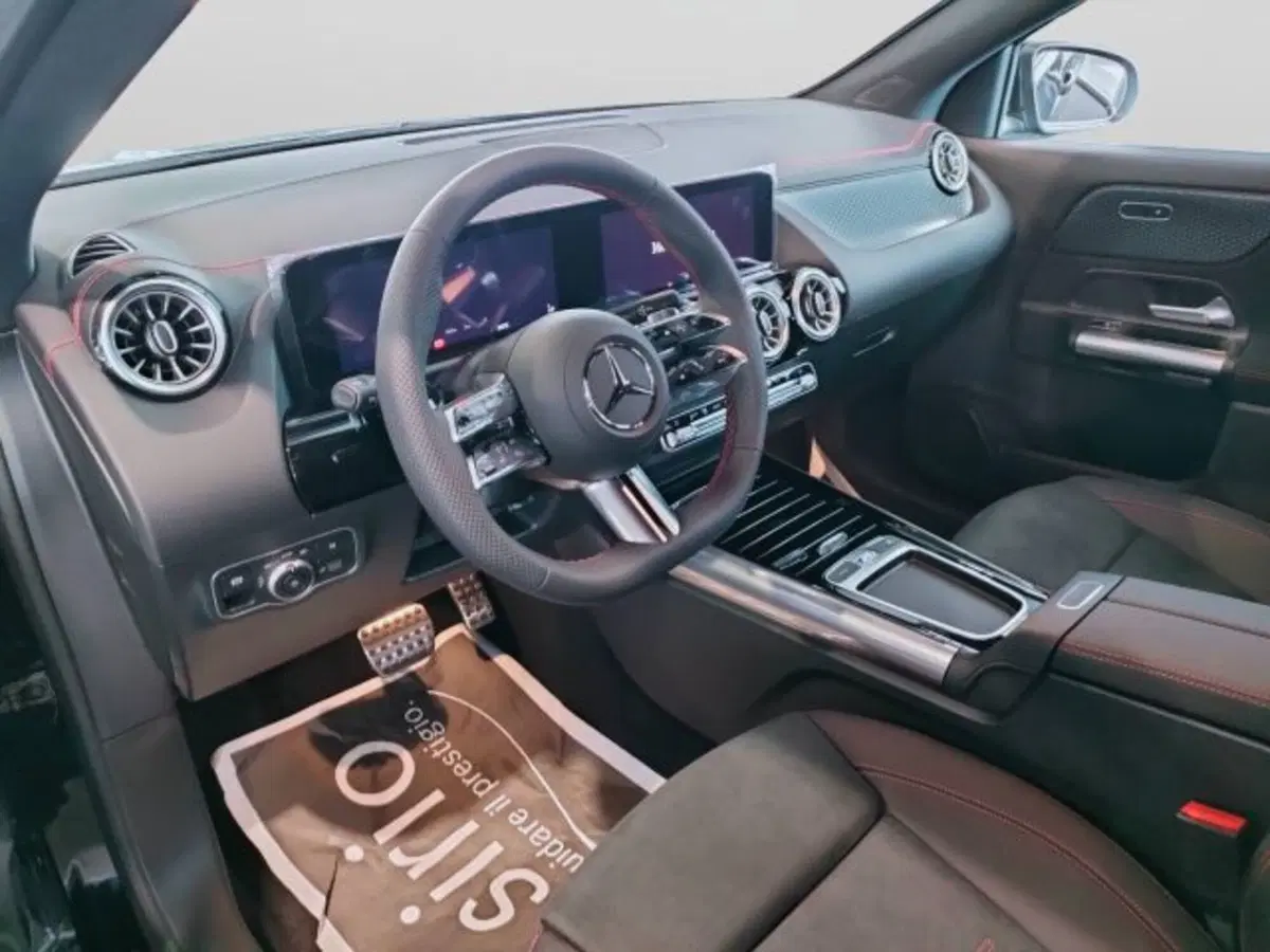 Mercedes-Benz EQA nuova a Teramo (10)