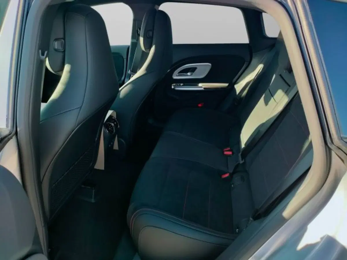 Mercedes-Benz CLA Shooting Brake nuova a Teramo (11)