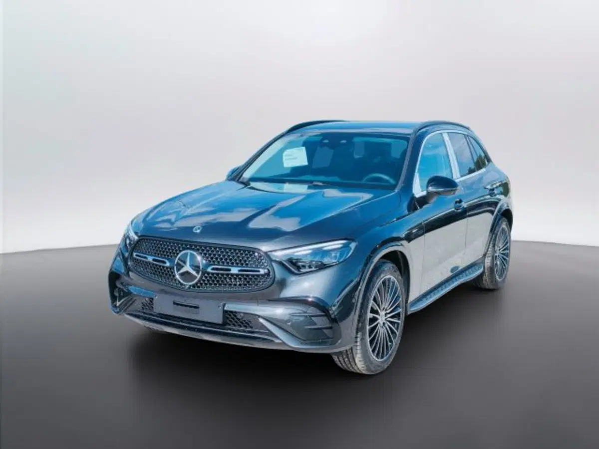 Mercedes-Benz GLC SUV nuova a Teramo