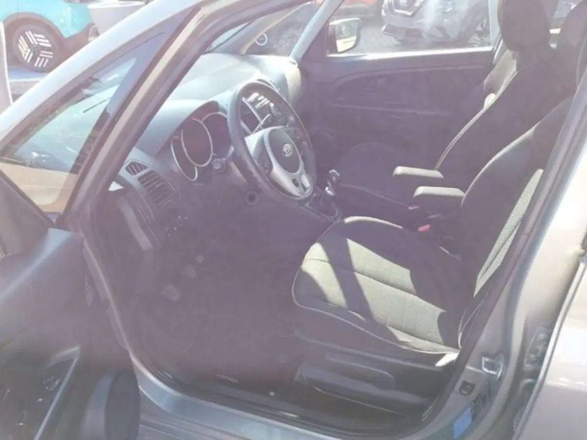 Kia Venga usata a Firenze (7)