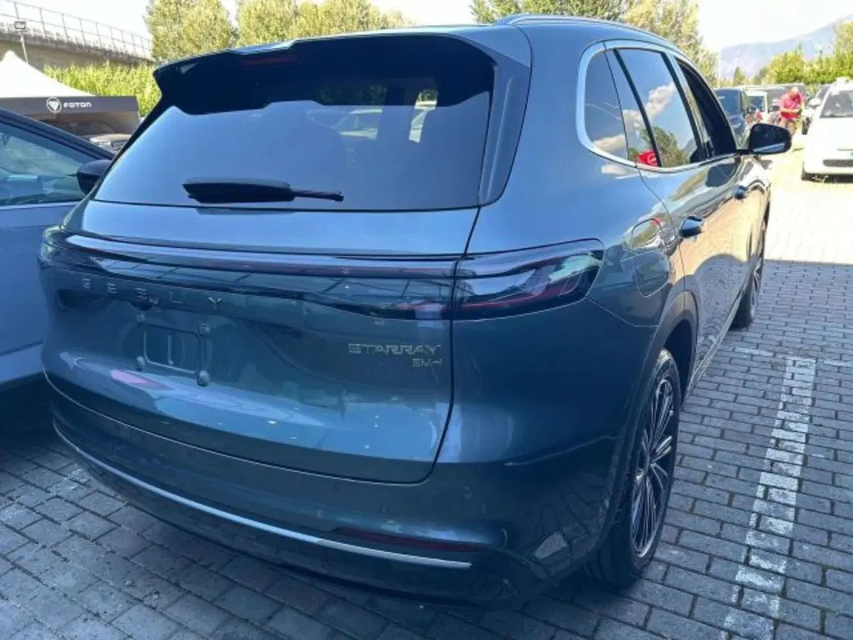 Geely Starray nuova a Firenze (4)