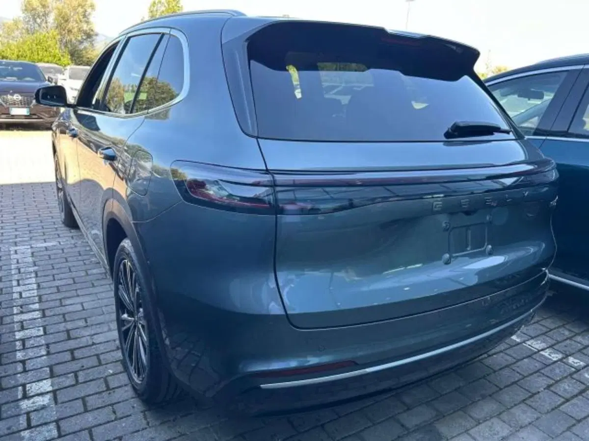 Geely Starray nuova a Firenze (6)