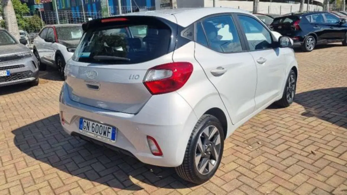 Hyundai i10 usata a Savona (10)