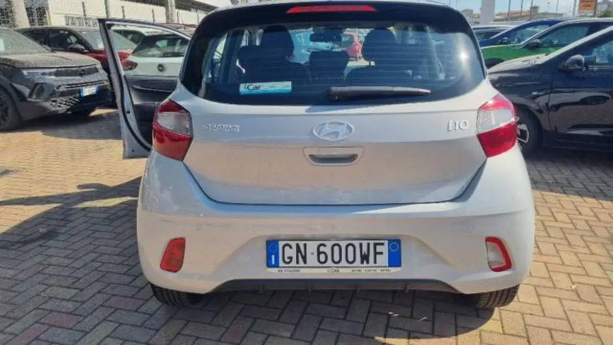 Hyundai i10 usata a Savona (11)