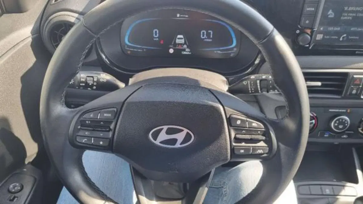 Hyundai i10 usata a Savona (12)