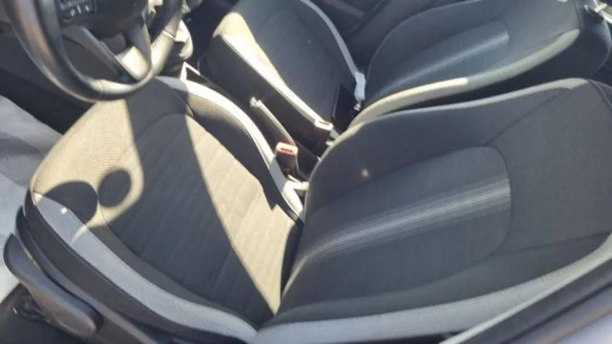 Hyundai i10 usata a Savona (17)