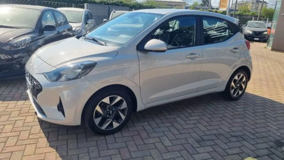 Hyundai i10 usata a Savona (2)