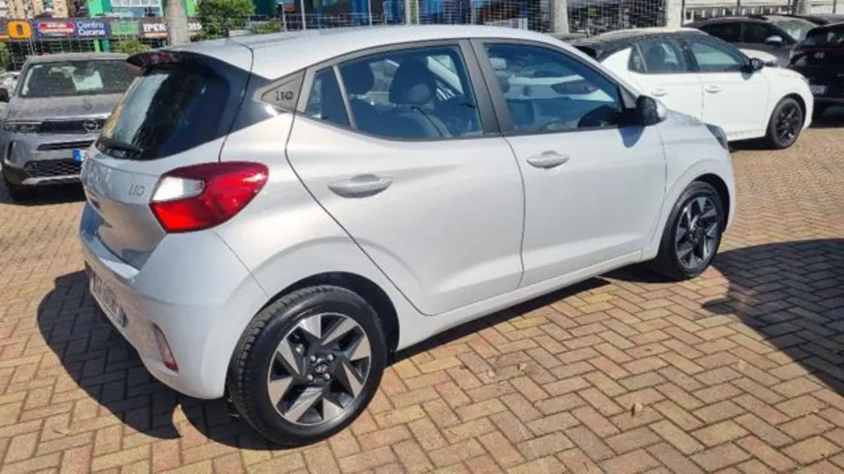 Hyundai i10 usata a Savona (3)