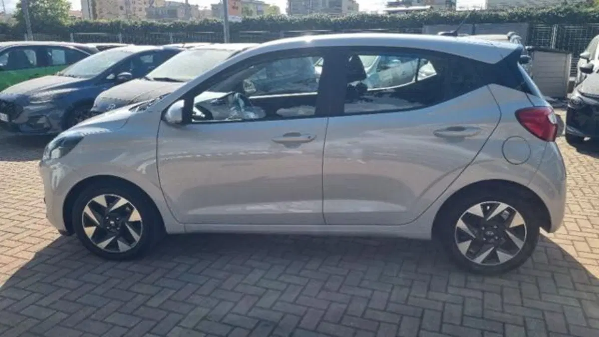 Hyundai i10 usata a Savona (4)