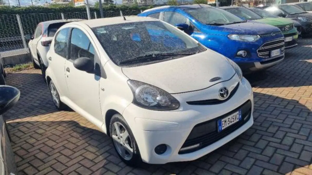 Toyota Aygo usata a Savona (4)