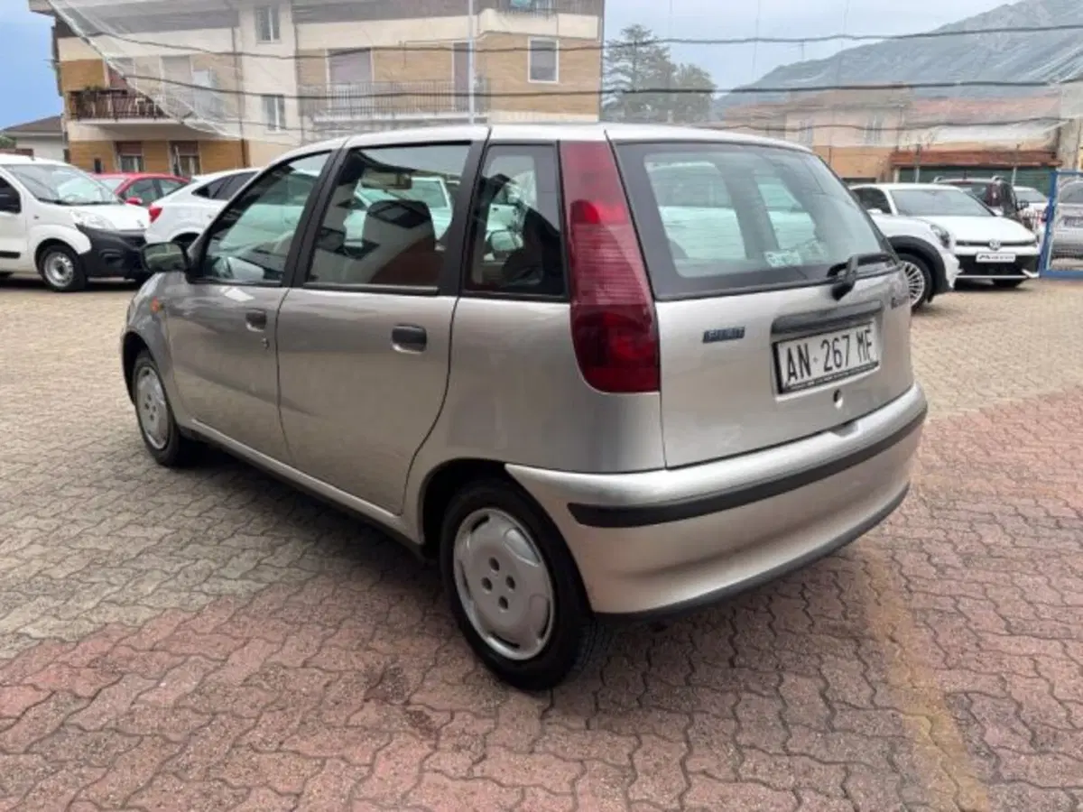 Fiat Punto usata a Cuneo (4)