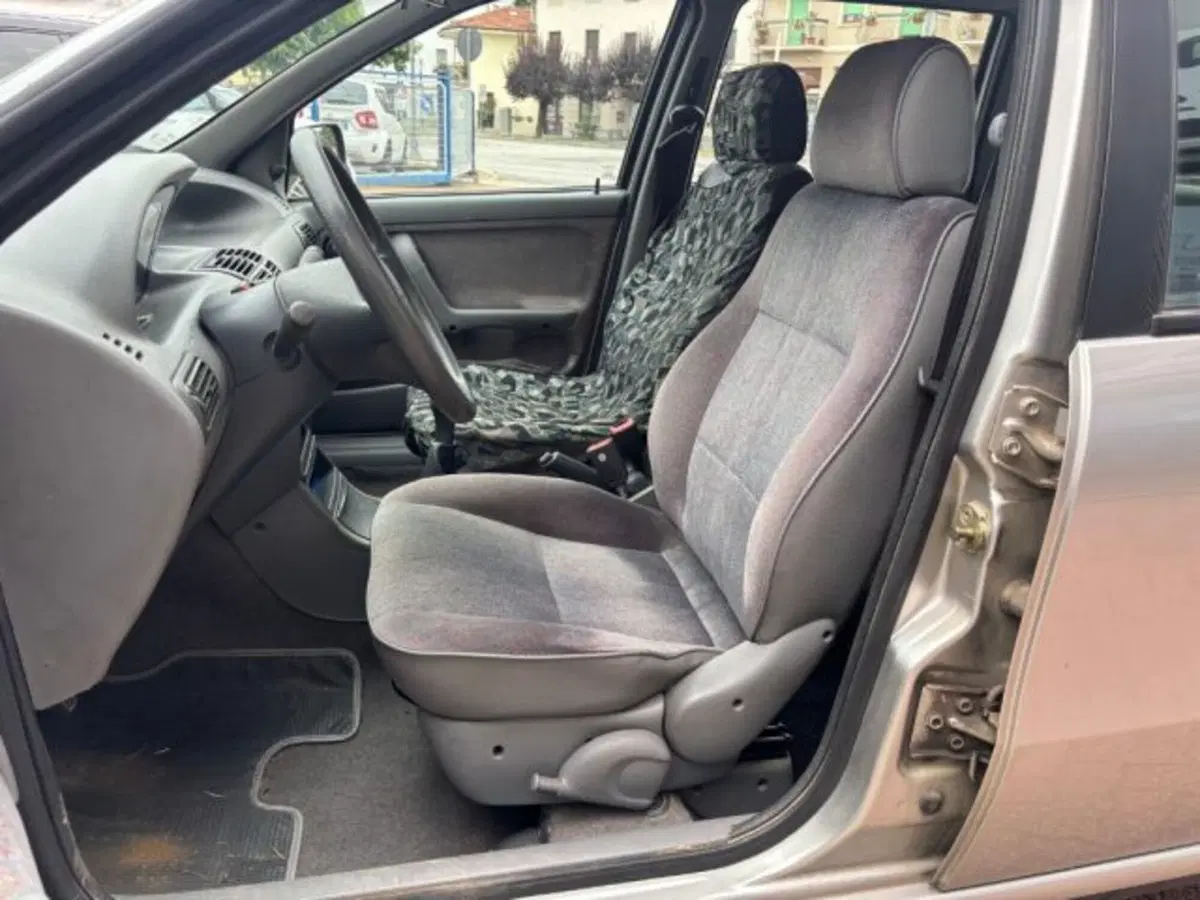 Fiat Punto usata a Cuneo (7)