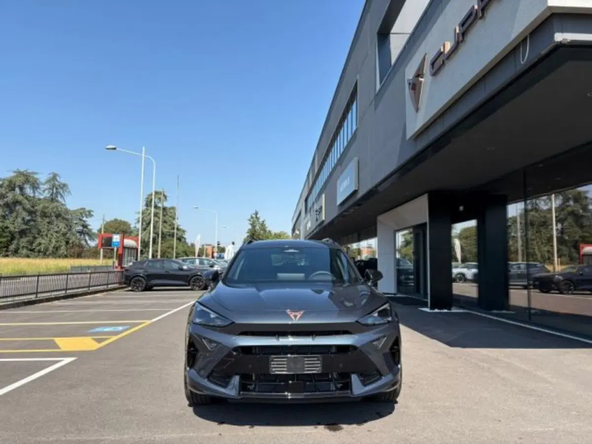 Cupra Formentor nuova a Bologna (2)