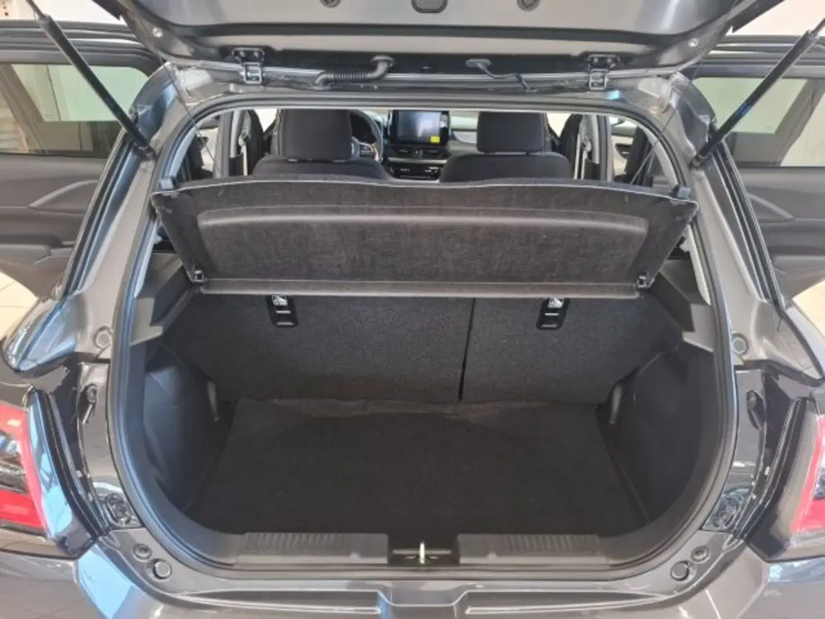 Suzuki Swift nuova a Reggio Emilia (14)