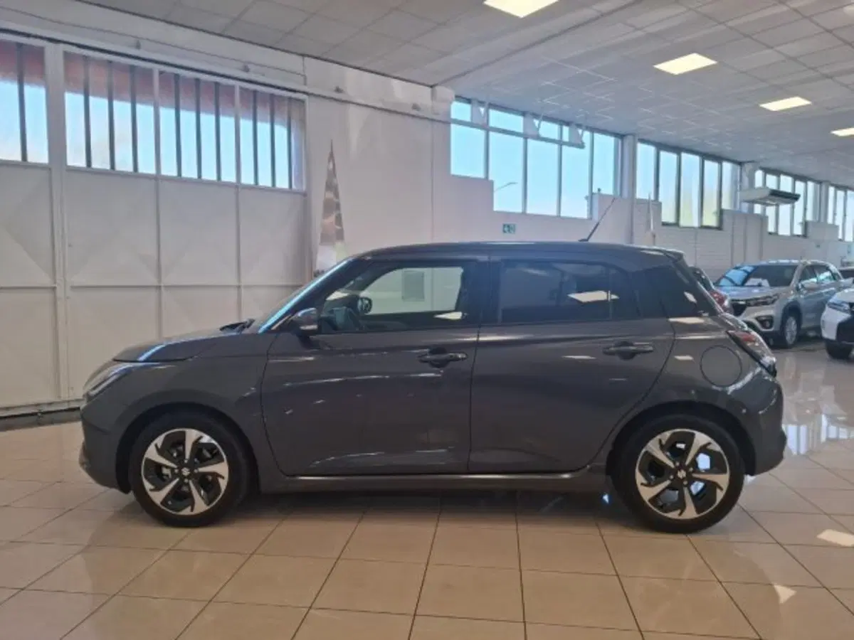 Suzuki Swift nuova a Reggio Emilia (2)