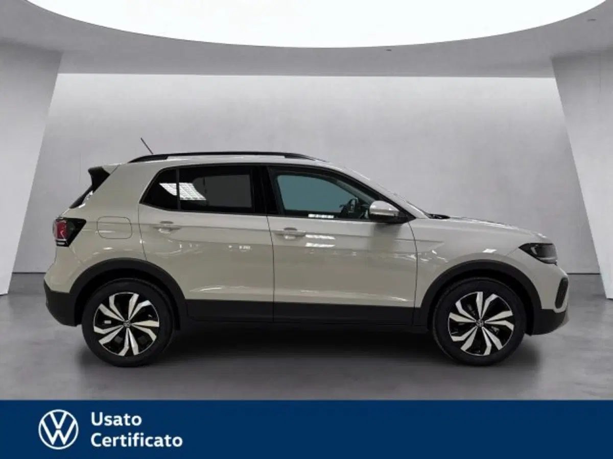 Volkswagen T-Cross nuova a Vicenza (3)