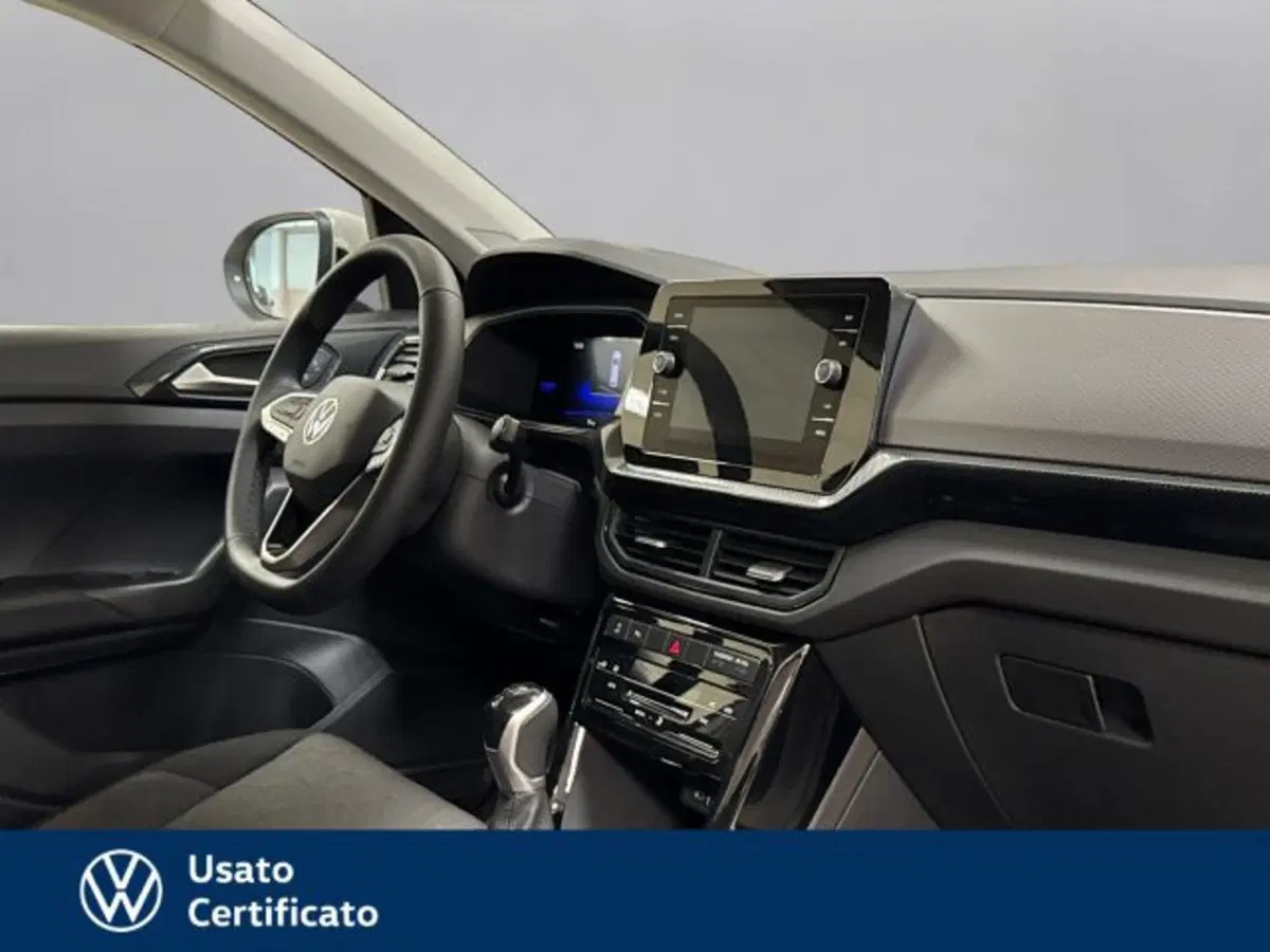 Volkswagen T-Cross nuova a Vicenza (6)